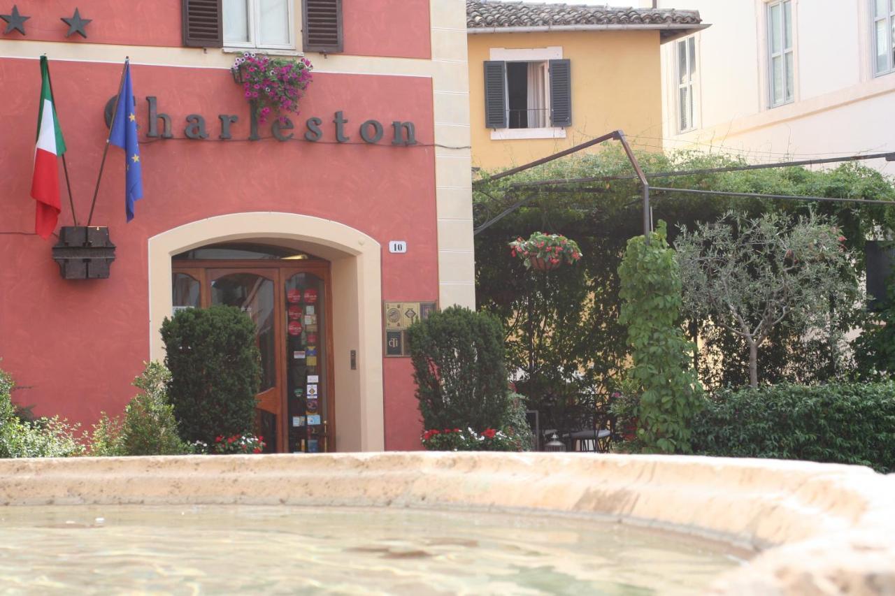 Hotel Charleston Spoleto Exteriör bild